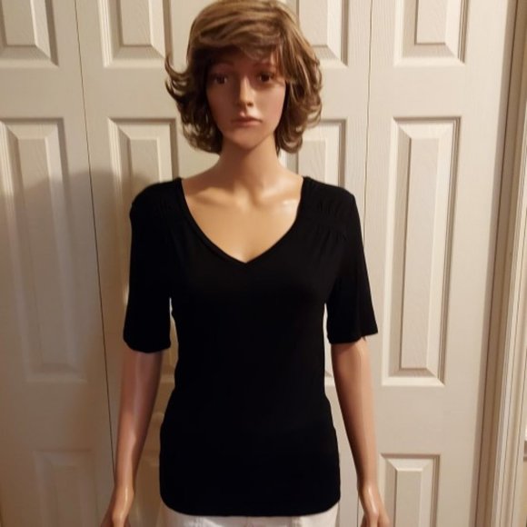 Tops - Jillian Jones Black V-Neck Elbow Sleeve Top Size S NWOT